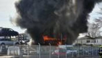 Brände: Geschätzt 300.000 Euro Schaden bei Brand nahe Gütersloh