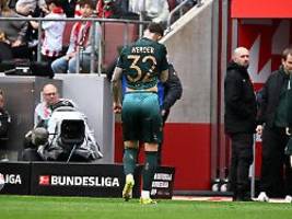 Platzverweis, Elfmeter, Duseltor: 1. FC Köln tut Werder in wildem Kellerduell weh