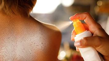 Dermatologin über Sonnencreme: Diese Inhaltsstoffe sollten Sie vermeiden