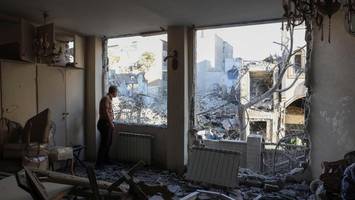 Iranerin: „Hier stirbt man nicht nur durch den Einschlag einer Granate“