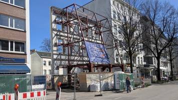 Skurrile Baulücke an der Osterstraße: Hauswand ohne Haus gibt Rätsel auf