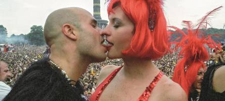 Die große Zeit der Ausgelassenheit: Daniel Biskup dokumentiert die Loveparade