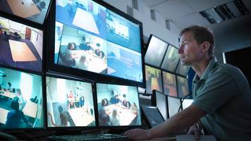 Illegale Mitarbeiterüberwachung kostet Chef 15.000 Euro