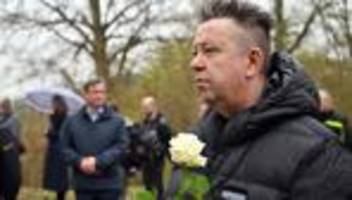 Befreiung von Mittelbau-Dora: KZ-Gedenken: Krumbiegel warnt vor reaktionären Entwicklungen