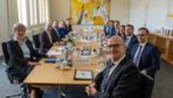 haushaltsdefizit: brandenburgs regierung lotet mögliche einsparungen aus