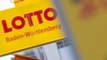 Jackpot geknackt: Lottogewinn - Frau wird Multimillionärin