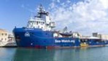 seenotrettung: seenotretter zeigen libysche küstenwache nach schüssen auf schiff an