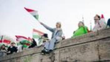 Ungarnwahl: Sie tanzen auf den Trümmern der Ära Orbán