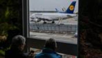 lufthansa: zehntausende fluggäste von piloten-streik betroffen