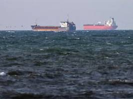 grünen-politiker wagener : deutschland könnte die schattenflotte an die leine legen - tut es aber nicht