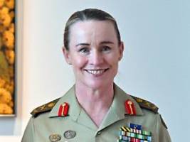 premiere in down under: erstmals steht eine frau an der spitze der australischen armee