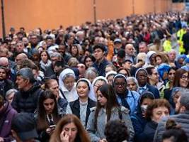 Studie: Kapazität überschritten: So viele Menschen verträgt die Erde maximal