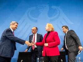 union und spd planen reformen: verbrenner-aus, einkommenssteuer, gkv - darauf hat sich die koalition geeinigt