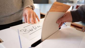 abgeordnetenhauswahl steht bevor – tausende helfer in berlin gesucht