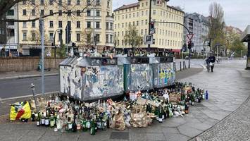 „Albtraum“: Anwohner genervt von überquellenden Glascontainern in Berlin