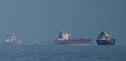 Iran-Krieg: USA wollen Montag mit Seeblockade der Straße von Hormus beginnen – Öl-Preis steigt
