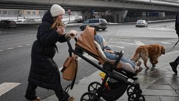 „Psychisch krank“ ohne Kinder: Wie Russland Frauen unter Druck setzt