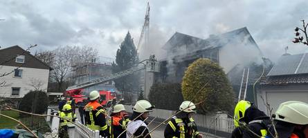 Mann stirbt bei dramatischem Wohnhaus-Brand: So groß ist die Solidarität mit den Opfern