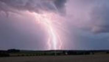 Bilanz: Wo es 2025 im Südwesten besonders häufig geblitzt hat