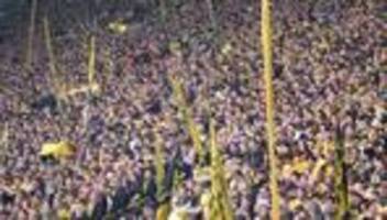 Fußball-Bundesliga: Nach Notarzt-Einsatz: BVB-Fan gestorben