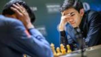 Javokhir Sindarov: Sindarov gewinnt Kandidatenurnier vorzeitig