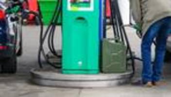 Steuerfreier Bonus: Wirtschaftsverband kritisiert geplante Entlastungsprämie