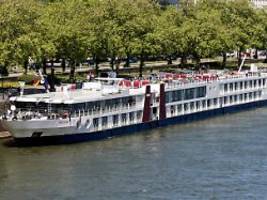 Frau stürzt ins Wasser: Deutsche Seniorin stirbt bei Ausstieg von Kreuzfahrtschiff in Wien