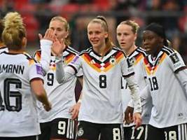 Gwinn-Aus überschattet Sieg: DFB-Frauen lösen Pflichtaufgabe in WM-Quali torreich