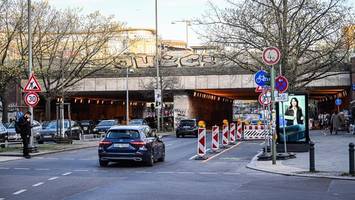 schäden an bahnbrücke in charlottenburg: diese szenarien drohen jetzt