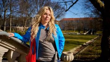 Hannah Kleeberg veröffentlicht Kochbuch für „alle, die etwas angeben wollen“