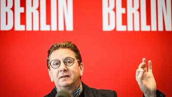 Aviel Cahn startet mit vier Hubschraubern in seine erste Opernsaison