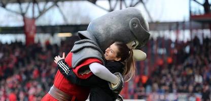 trainerin marie-louise eta bei union berlin: club wehrt sich gegen sexistische kommentare