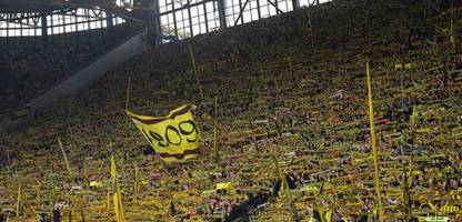 Vorfall beim Heimspiel von Borussia Dortmund: BVB-Fan nach Zusammebruch auf der Tribüne gestorben