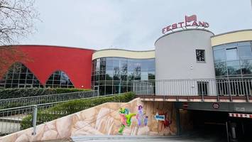 sirenen heulen in altona: schon wieder alarm in hamburger schwimmbad