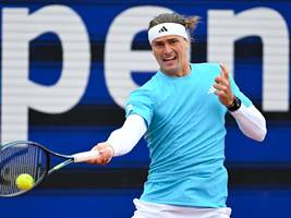 Tennis in München: Zverev quält sich in die zweite Runde