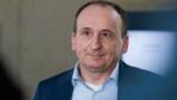 Hohe Spritpreise: Mineralölwirtschaft: Steuersenkung wird weitergegeben