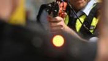 Einsatztraining: Licht statt Munition - Polizei übt Einsätze mit Lasern