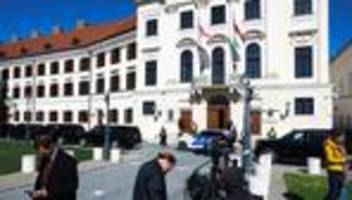 ungarn: péter magyar will regierungssitz verlegen