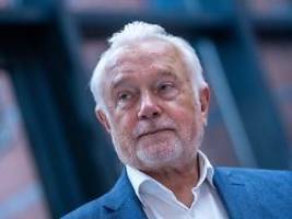 Berlin Tag & Macht: Apfelschorle statt Alkohol: Der Moment, in dem Kubicki plötzlich recht behält