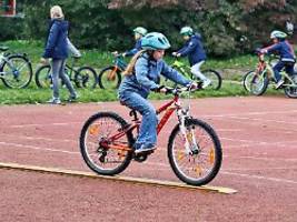 klarer sieger, klarer verlierer: adac testet kinder- und jugendfahrräder - ein modell fällt durch