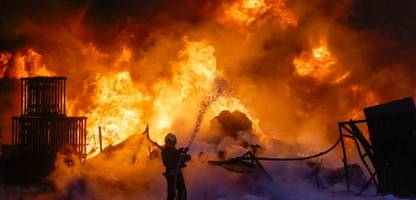 Russischer Luftangriff auf die Ukraine: 361 Drohnen und 21 Raketen in nur 13 Stunden