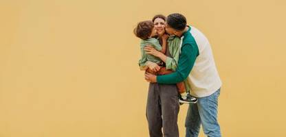 elterngeld: immer weniger menschen beziehen in deutschland unterstützung