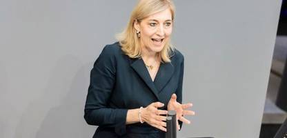 gesundheitsministerin nina warken will gutverdiener stärker belasten