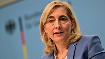 warken will krankenkassen stabilisieren – top-verdiener sollen mehr zahlen