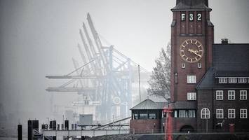 Fährunfall in Finkenwerder: Zwei Schiffe kollidiert