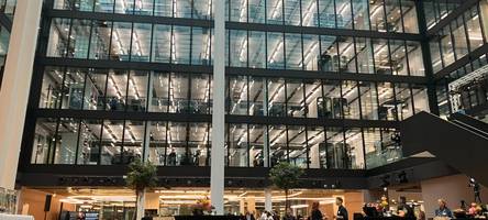 Eigenes Kino und elf Dachterrassen: So sieht die neue Deutschland-Zentrale von Amazon in München aus