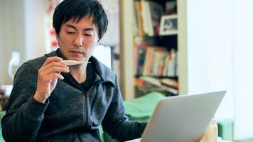 klagte über bauchschmerzen: Ärzte entdecken, dass mann (32) 20 jahre lang mit quecksilberthermometer im körper lebte