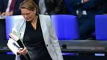 Gesetzentwurf: Hubig: Digitale Gewalt ist »Massenphänomen«