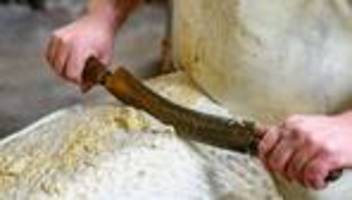 Seltene Branche: Wie arbeiten eigentlich Gerbereien?