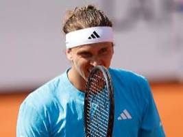 kurioser erster satz: alexander zverev sucht rat und verhaut seinen gegner rigoros